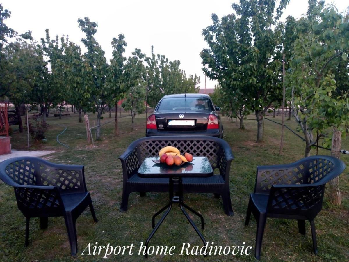 Airport Home Radinovic Podgorica Exterior photo